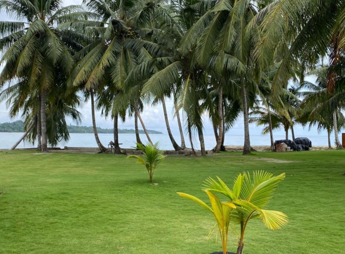 Nasara Resort Mentawai 투아페잣 외부 사진
